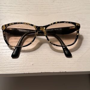 Selling frames collection. Able to put prescription. Size 52_16 light turtle